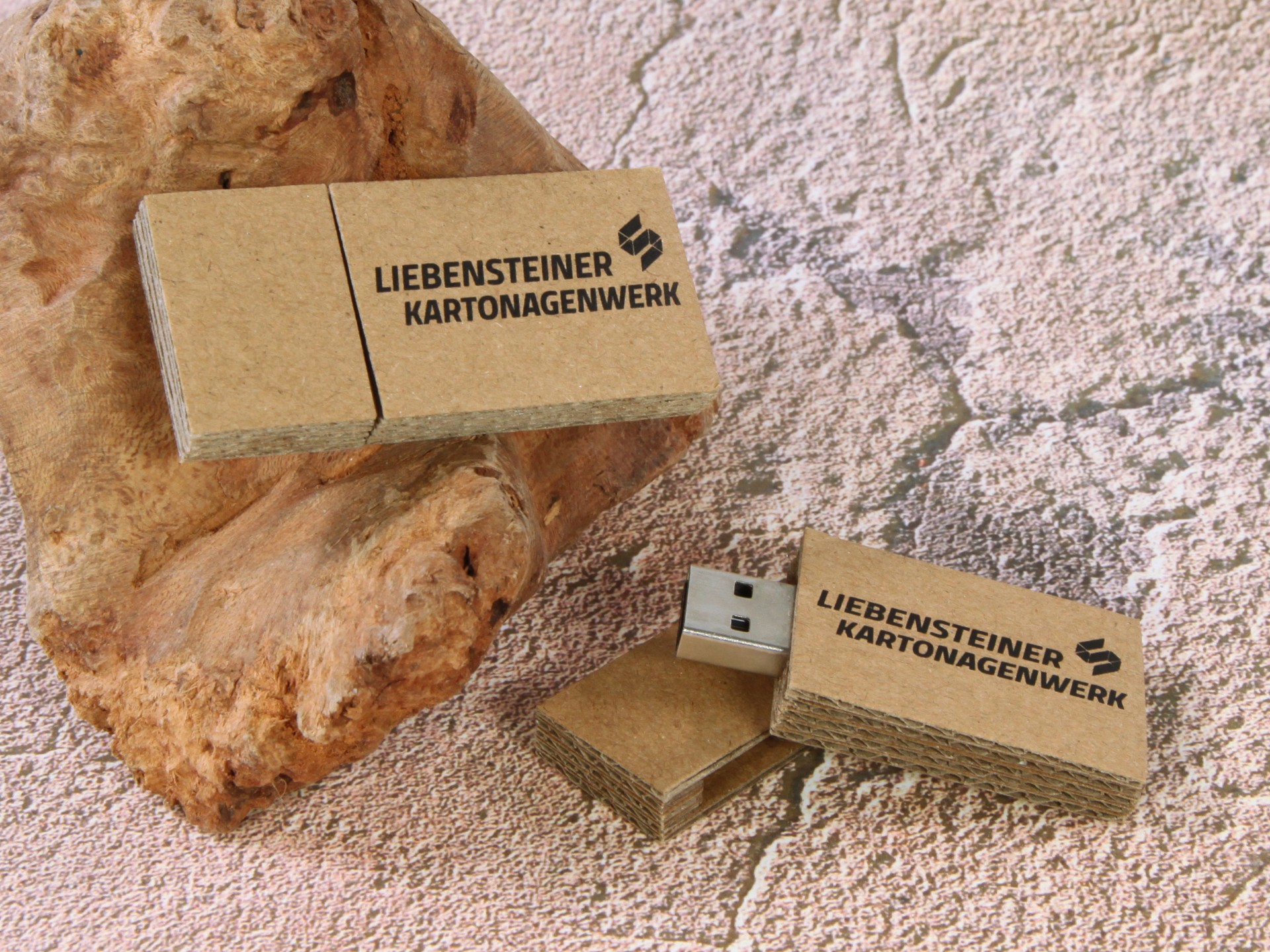 usb stick wellpappe umwelt karton öko logo druck